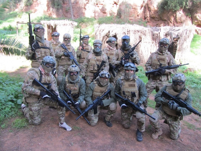 Equipados al detalle para la batalla.jpg